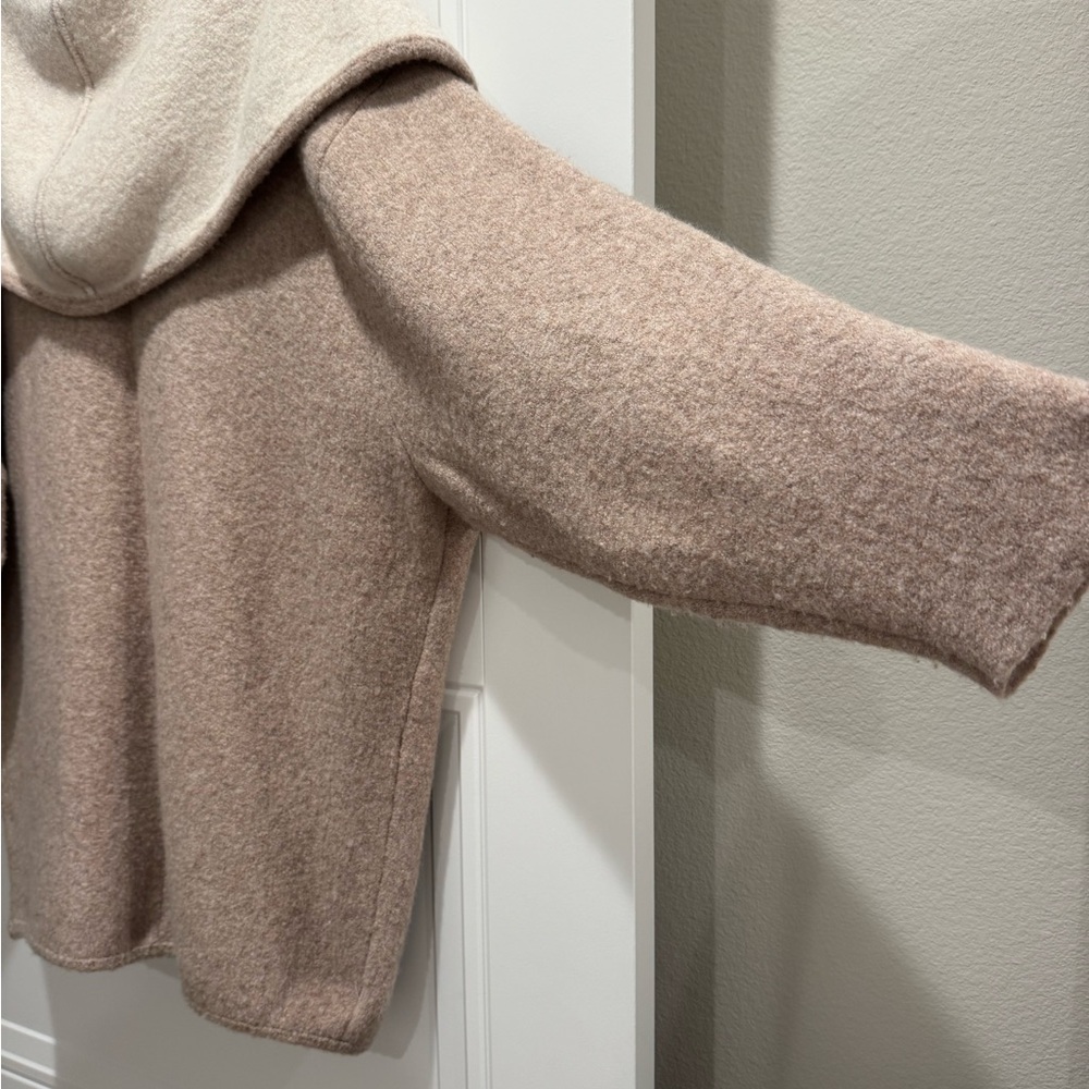 Anthropologie Cream and Tan Shrug Sweater with Oversized Fit - Picture 4 of 5